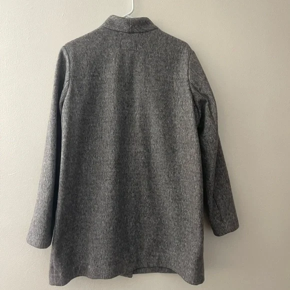 Old navy Cozy Coat - Picture 2 of 3